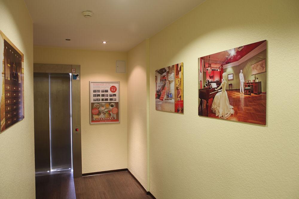 Acama Hotel & Hostel Schoeneberg Berlin Dış mekan fotoğraf