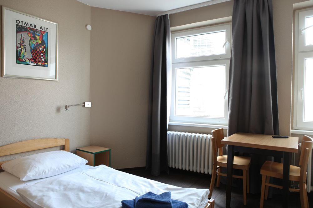 Acama Hotel & Hostel Schoeneberg Berlin Dış mekan fotoğraf